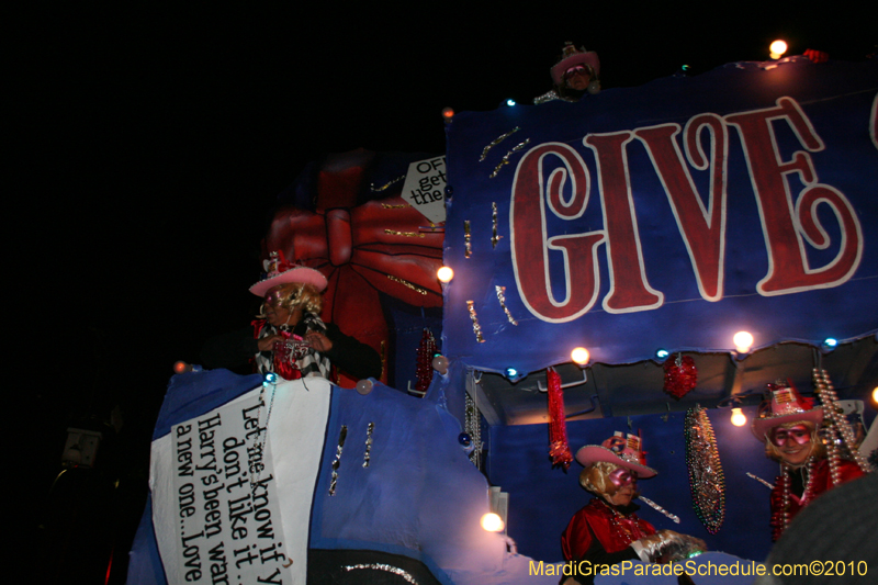 Krewe-of-Muses-2010-Carnival-New-Orleans-6897