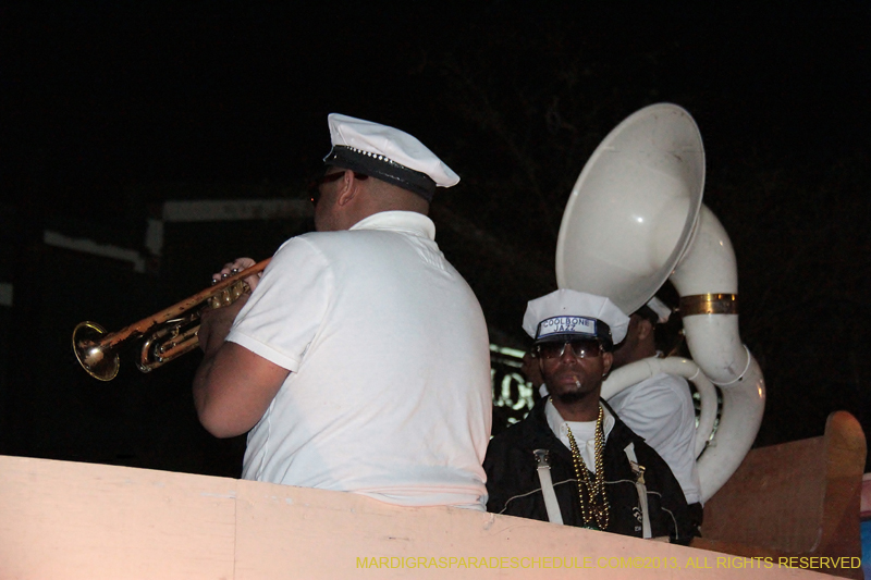 Krewe-of-Muses-2013-1103