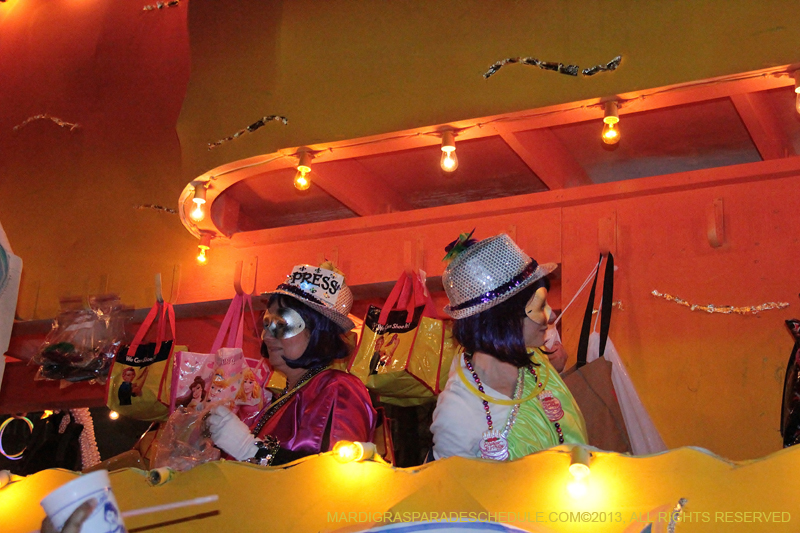 Krewe-of-Muses-2013-1165