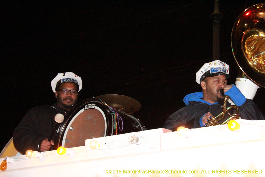 2016-Krewe-of-Muses-007582