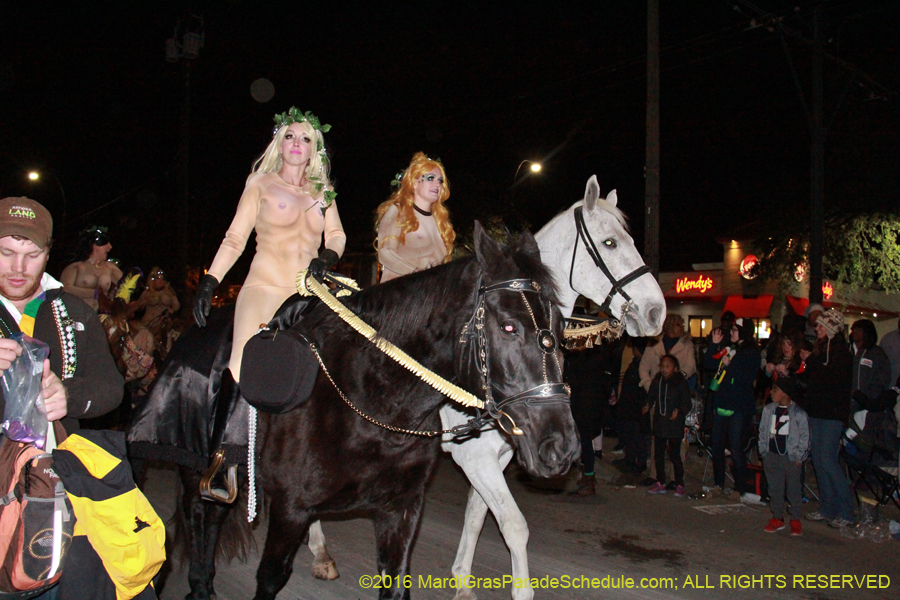 2016-Krewe-of-Muses-007598