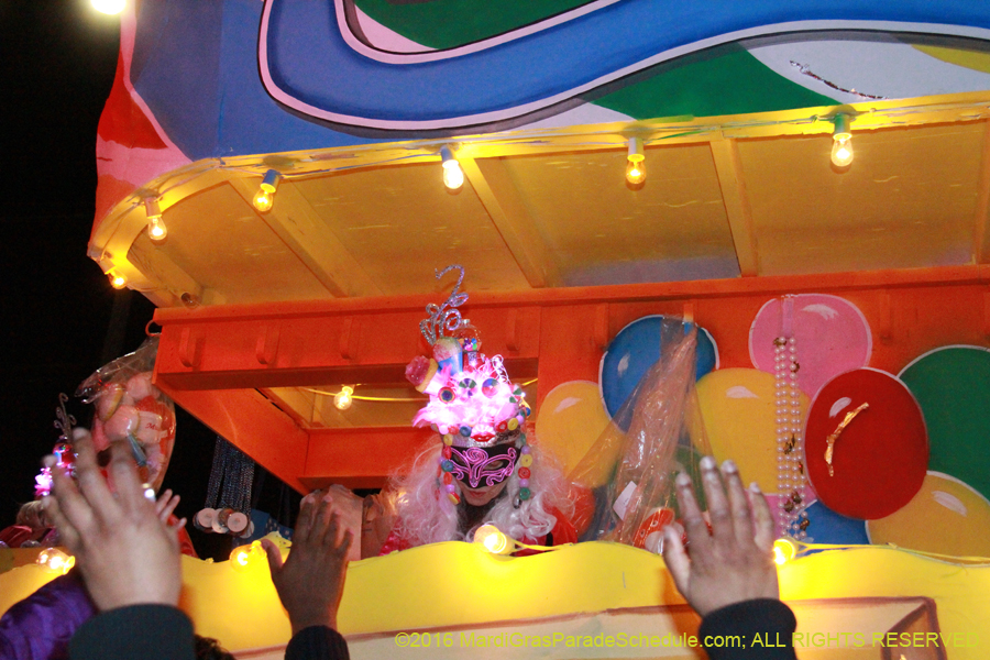 2016-Krewe-of-Muses-007632