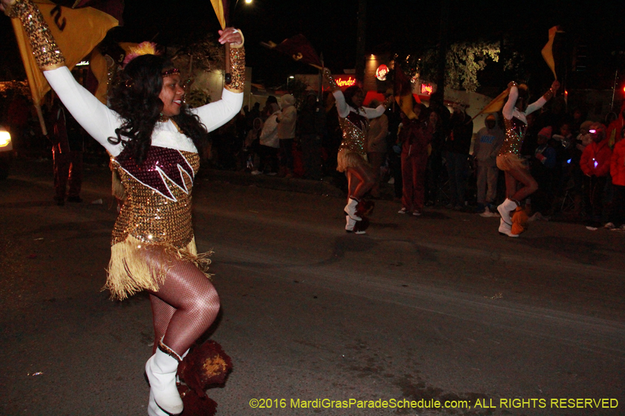 2016-Krewe-of-Muses-007657