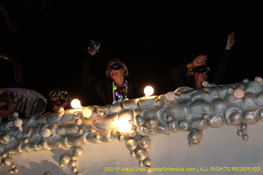 Krewe-of-Muses-2019-004903