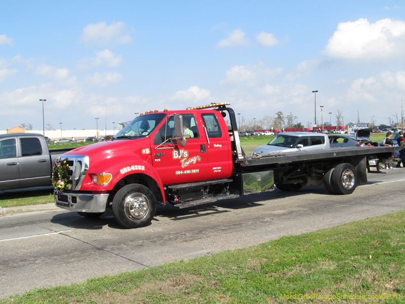 Knights-of-Nemesis-2011-HC-0003