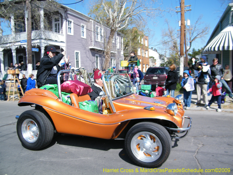 Krewe-of-Okeanos-2009-Mardi-Gras-New-Orleans-8670