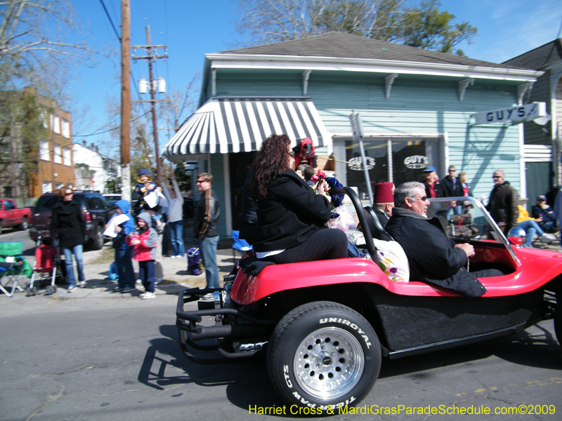 Krewe-of-Okeanos-2009-Mardi-Gras-New-Orleans-8671