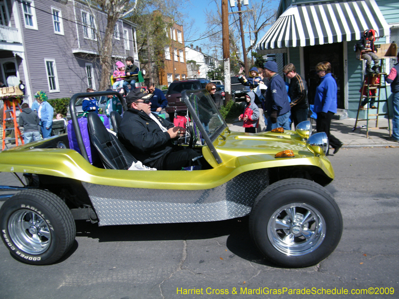 Krewe-of-Okeanos-2009-Mardi-Gras-New-Orleans-8674