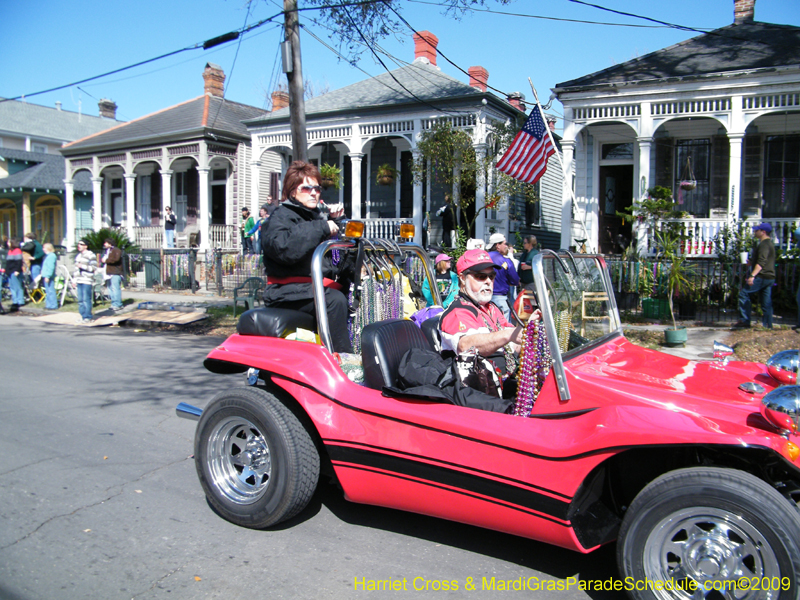Krewe-of-Okeanos-2009-Mardi-Gras-New-Orleans-8690