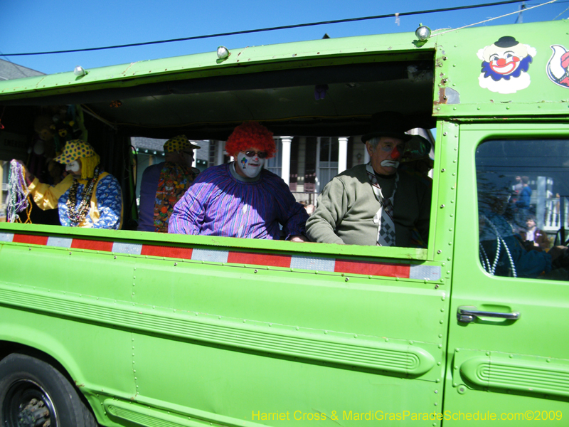 Krewe-of-Okeanos-2009-Mardi-Gras-New-Orleans-8695