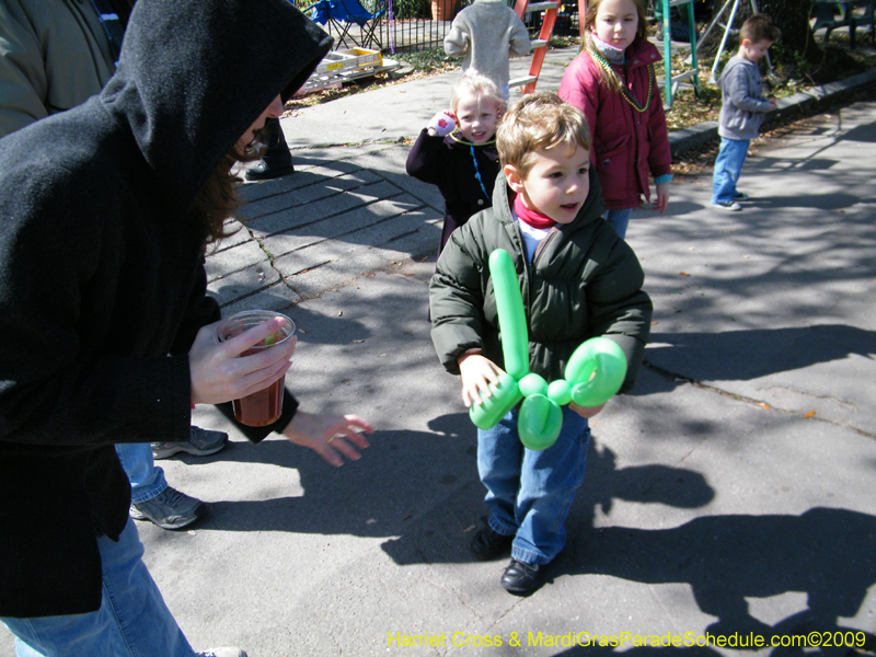 Krewe-of-Okeanos-2009-Mardi-Gras-New-Orleans-8696