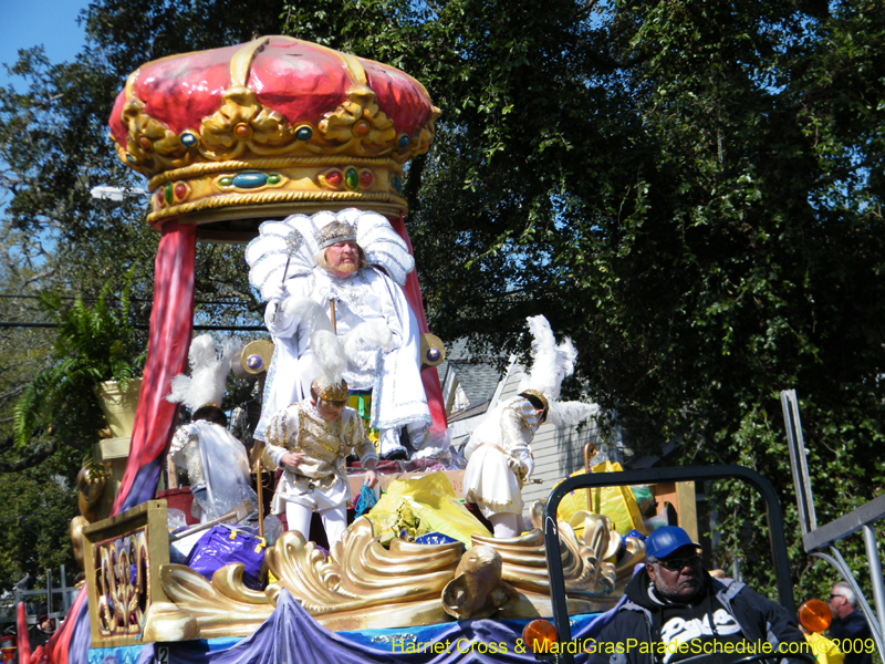 Krewe-of-Okeanos-2009-Mardi-Gras-New-Orleans-8698