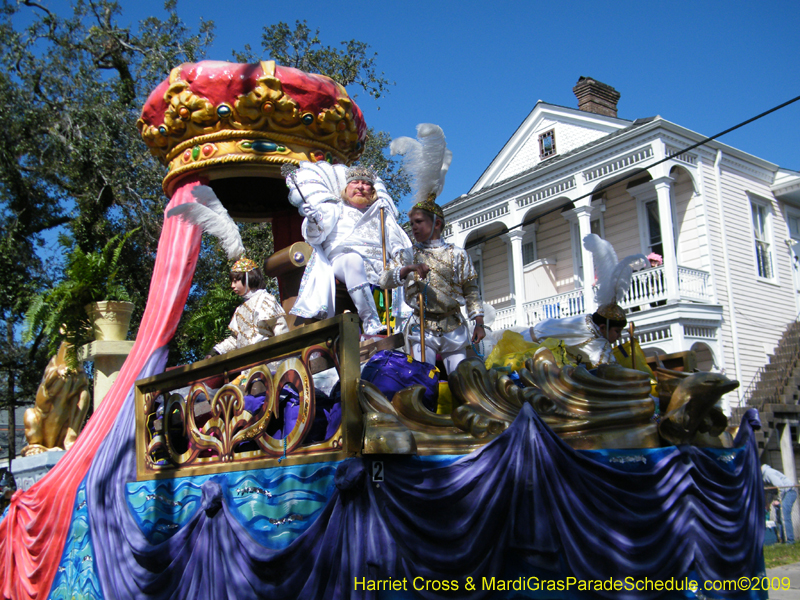 Krewe-of-Okeanos-2009-Mardi-Gras-New-Orleans-8699