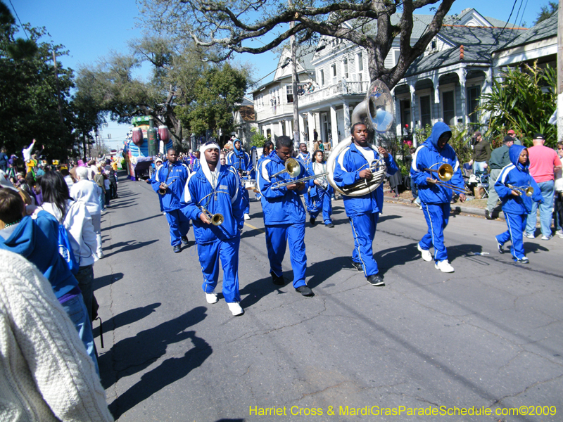 Krewe-of-Okeanos-2009-Mardi-Gras-New-Orleans-8714