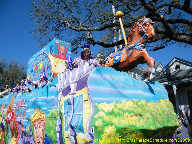 Krewe-of-Okeanos-2009-Mardi-Gras-New-Orleans-8721