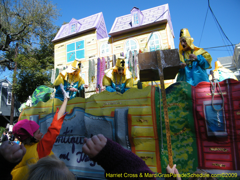 Krewe-of-Okeanos-2009-Mardi-Gras-New-Orleans-8726