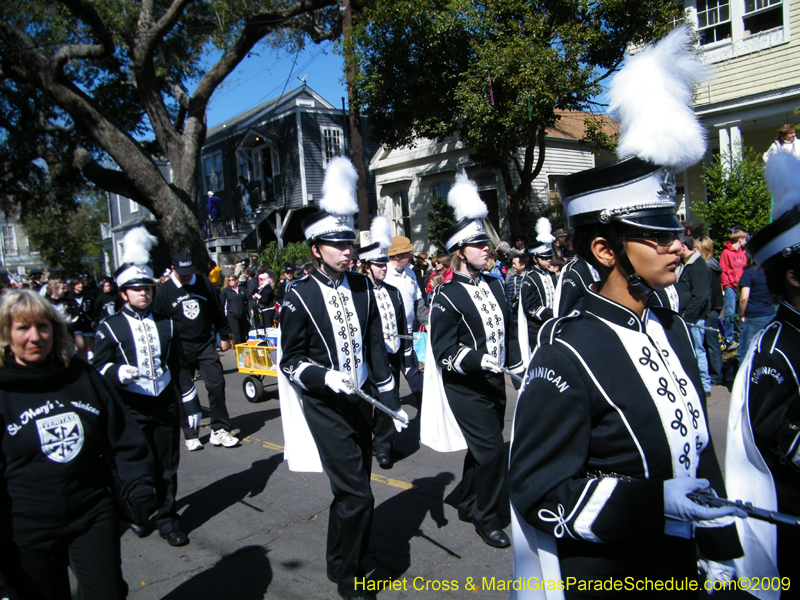 Krewe-of-Okeanos-2009-Mardi-Gras-New-Orleans-8733