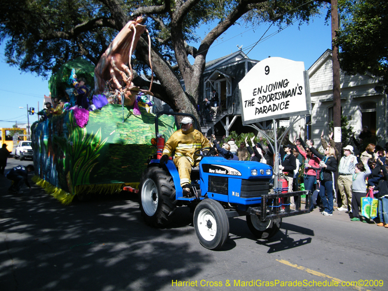 Krewe-of-Okeanos-2009-Mardi-Gras-New-Orleans-8736