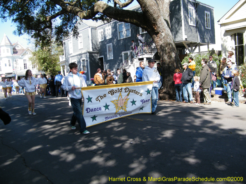 Krewe-of-Okeanos-2009-Mardi-Gras-New-Orleans-8744