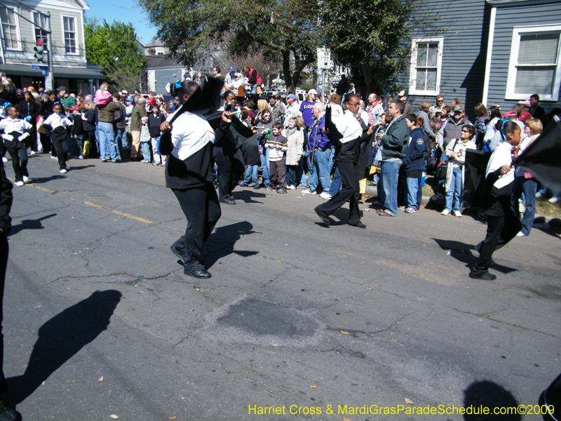 Krewe-of-Okeanos-2009-Mardi-Gras-New-Orleans-8757