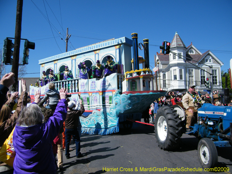 Krewe-of-Okeanos-2009-Mardi-Gras-New-Orleans-8762