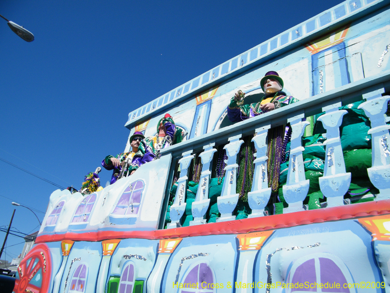 Krewe-of-Okeanos-2009-Mardi-Gras-New-Orleans-8765