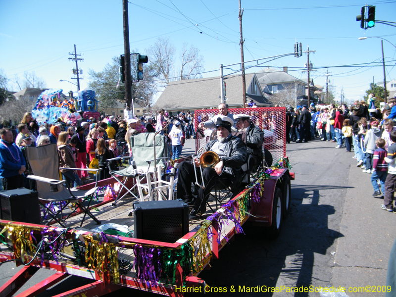 Krewe-of-Okeanos-2009-Mardi-Gras-New-Orleans-8775