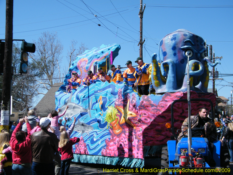 Krewe-of-Okeanos-2009-Mardi-Gras-New-Orleans-8777