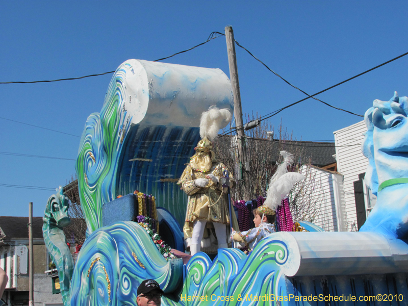Krewe-of-Okeanos-2010-Mardi-Gras-New-Orleans-0409