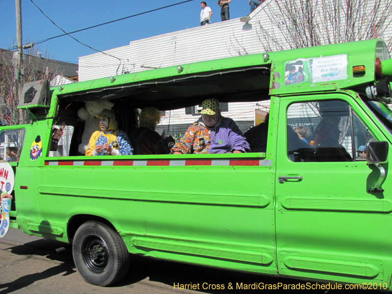 Krewe-of-Okeanos-2010-Mardi-Gras-New-Orleans-0421