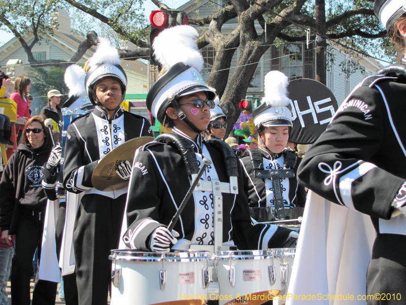 Krewe-of-Okeanos-2010-Mardi-Gras-New-Orleans-0437