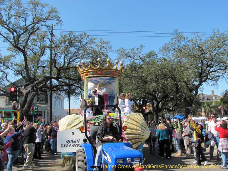 Krewe-of-Okeanos-2010-Mardi-Gras-New-Orleans-0441