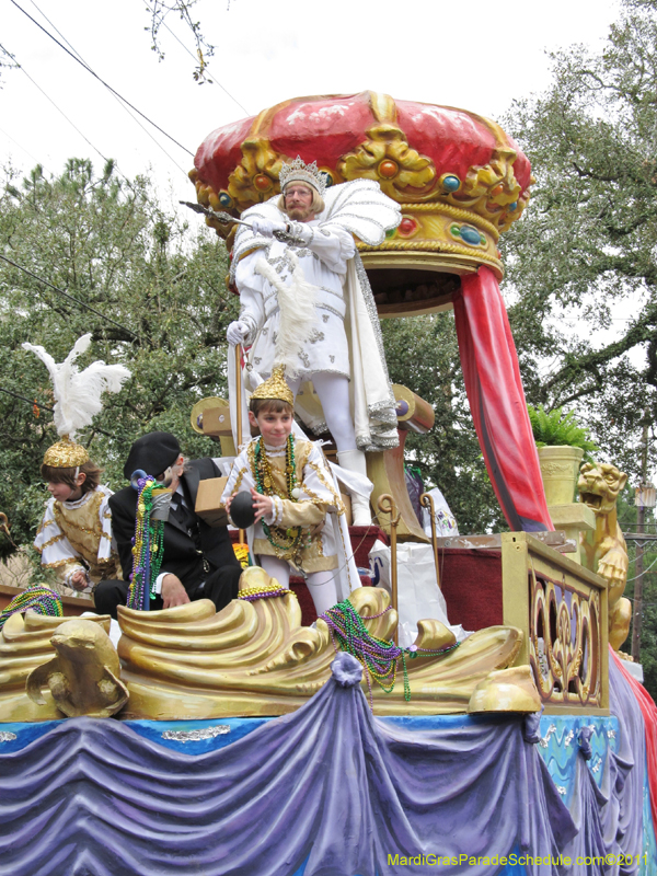 Krewe-of-Okeanos-2011-0039