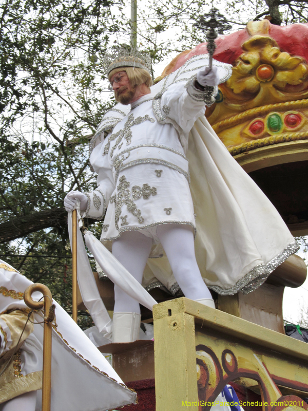 Krewe-of-Okeanos-2011-0040