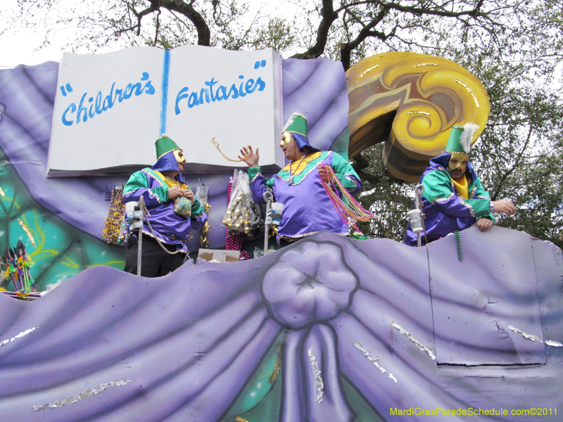 Krewe-of-Okeanos-2011-0054