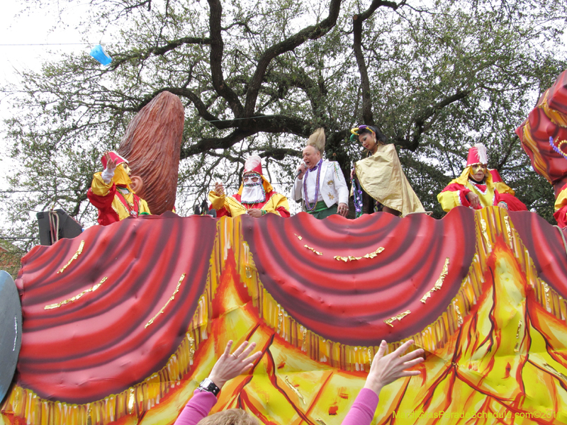 Krewe-of-Okeanos-2011-0056
