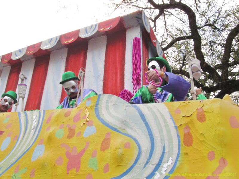 Krewe-of-Okeanos-2011-0081