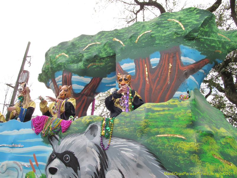 Krewe-of-Okeanos-2011-0087