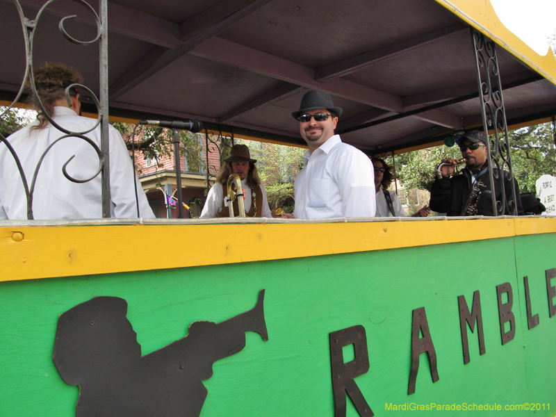 Krewe-of-Okeanos-2011-0088