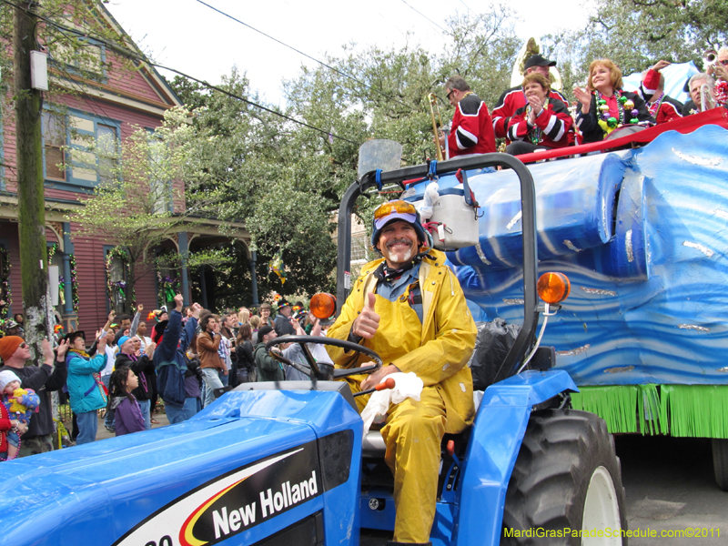 Krewe-of-Okeanos-2011-0095