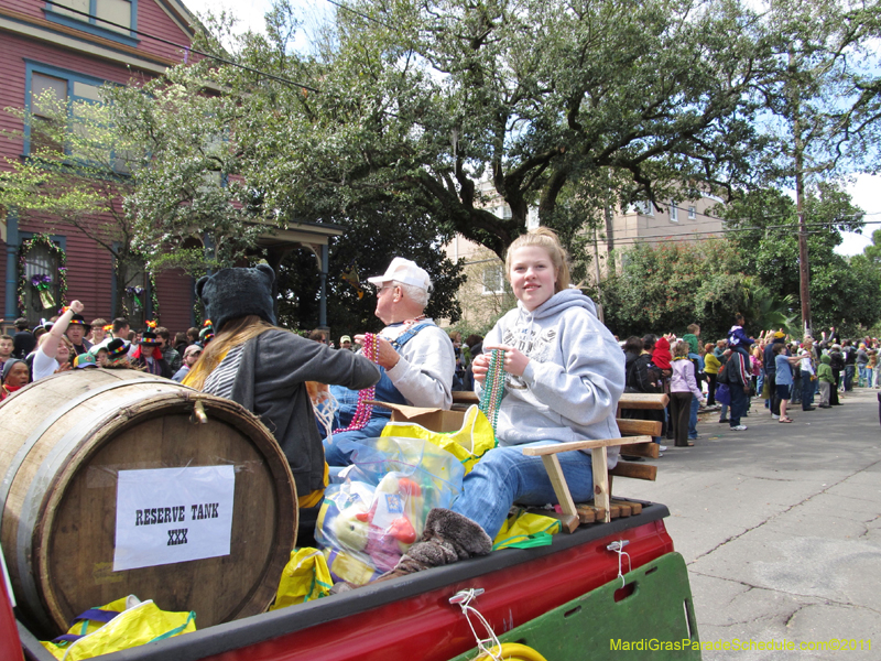 Krewe-of-Okeanos-2011-0105