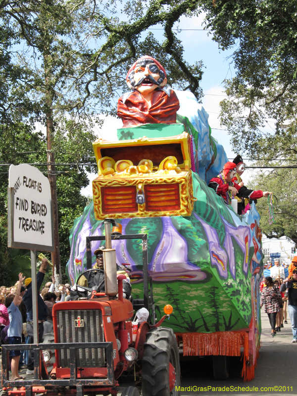 Krewe-of-Okeanos-2011-0106