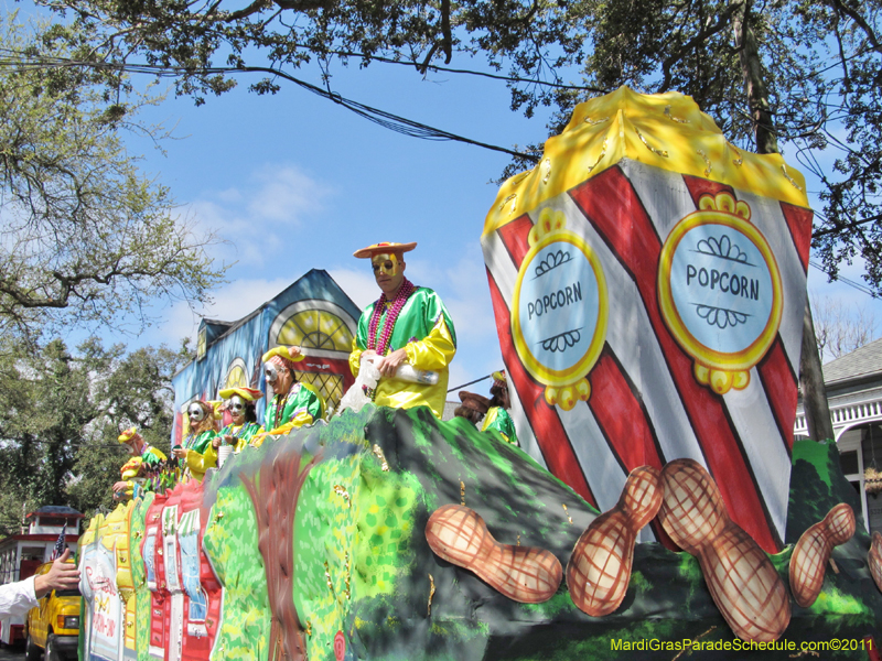 Krewe-of-Okeanos-2011-0124