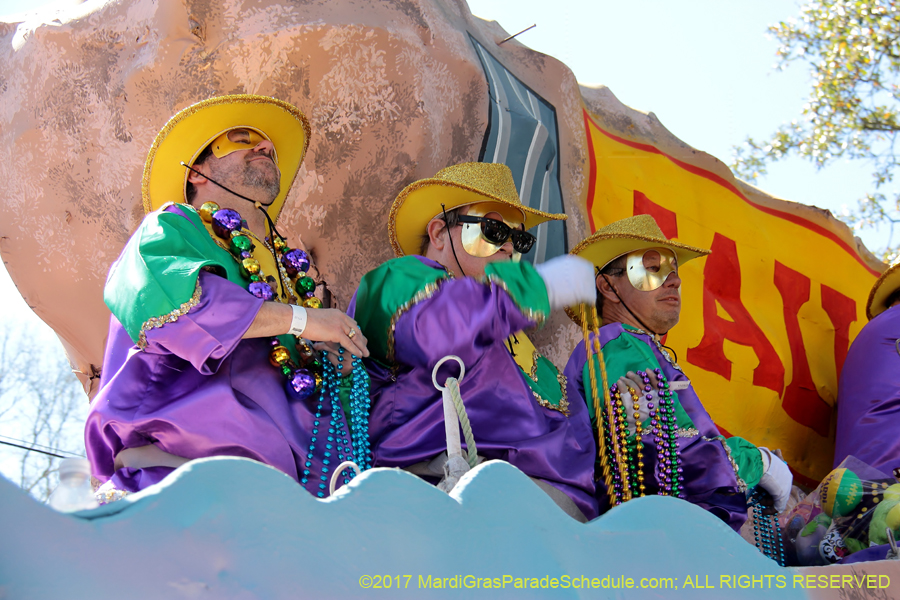 Krewe-of-Okeanos-2017-09797