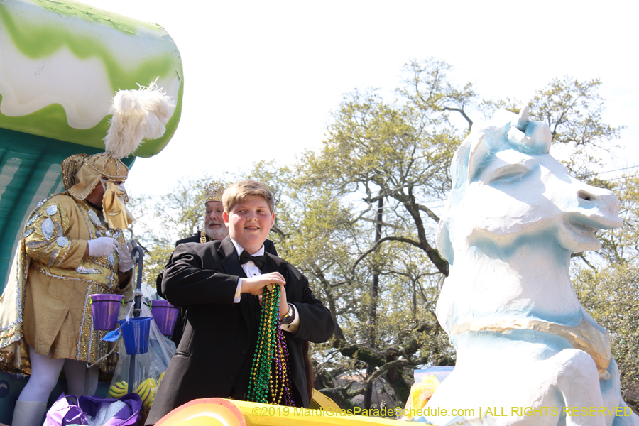 Krewe-of-Okeanos-2019-007954