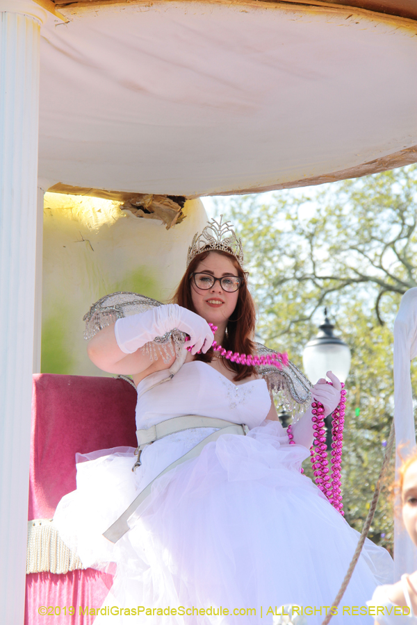 Krewe-of-Okeanos-2019-007960