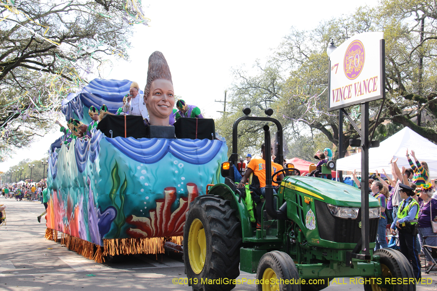 Krewe-of-Okeanos-2019-007975