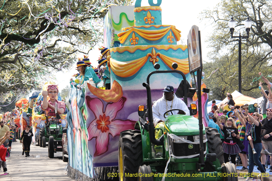 Krewe-of-Okeanos-2019-007980