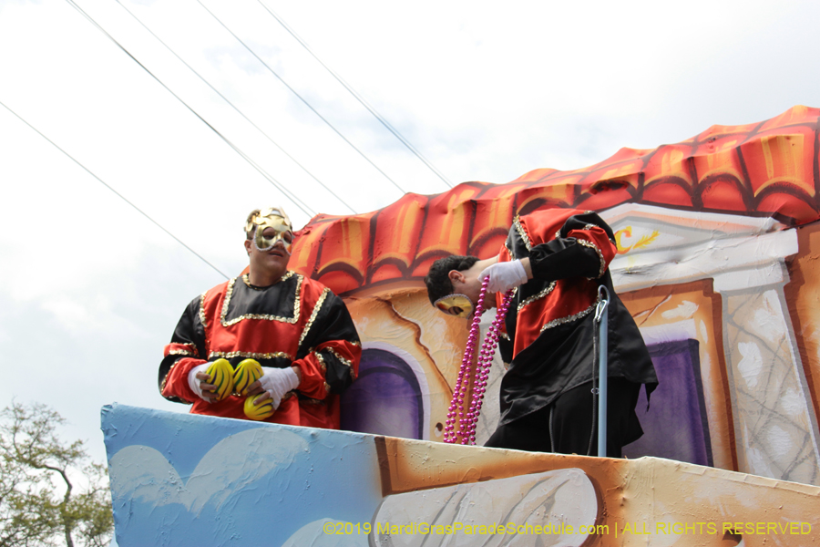 Krewe-of-Okeanos-2019-008012