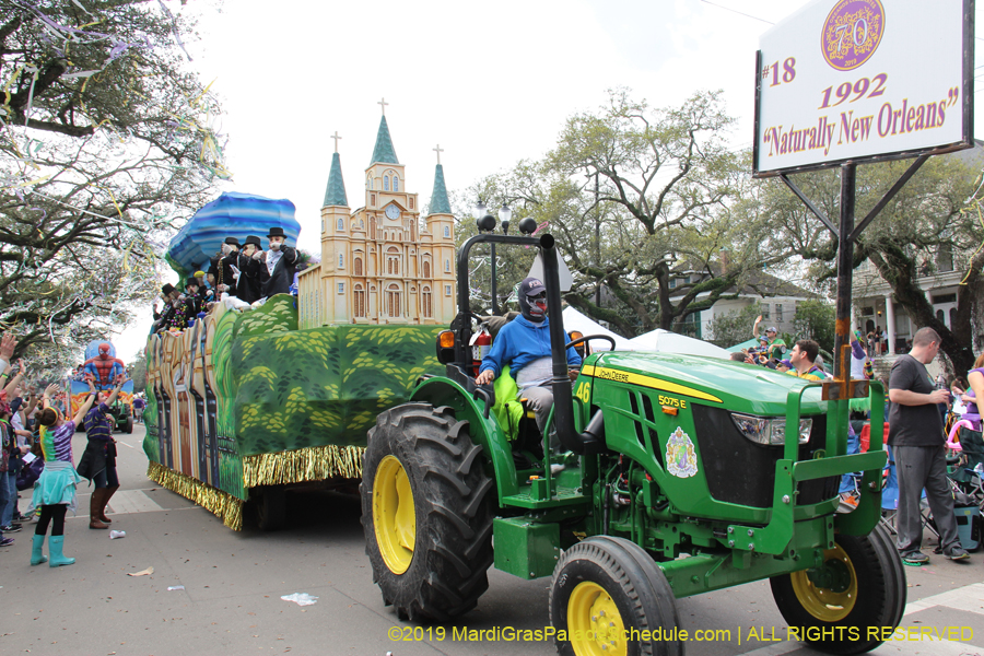 Krewe-of-Okeanos-2019-008030